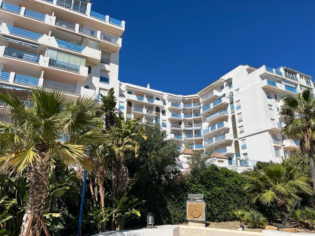 Lyrioshomes Precioso Apartamento Puerto De Estepona Luaran gambar